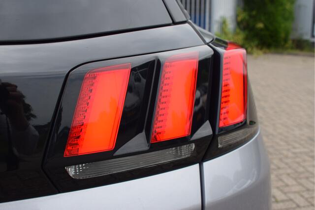 Peugeot 3008 1.2 PureTech Crossway | Trekhaak | Camera | 100% onderhouden