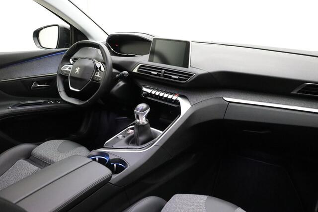 Peugeot 3008 1.2 PureTech Blue Lease Premium 130 PK | 1400 KG Trek Gewicht | Panorama Dak | Camera Voor En Achter | Automatische Kofferklep | Dodehoek Detectie | Elektrische verstelbare Stoel | Navigatie | Stoelverwarming Voor |