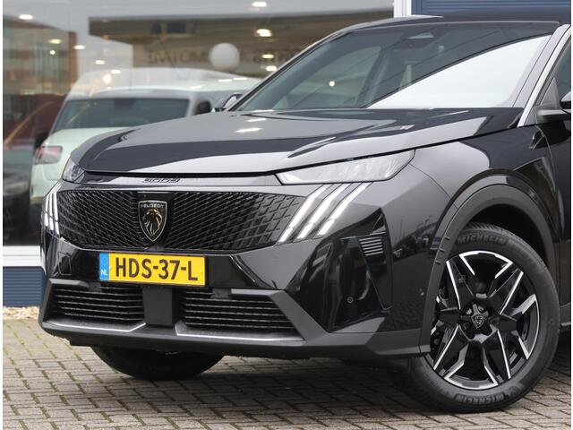 Peugeot 3008 1.2 Hybrid 136 Allure Automaat | DEMO | Navigation Pack | Metaalkleur | 19" LM Velgen | Parkeerhulp |