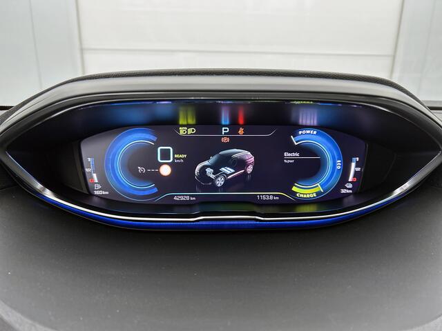 Peugeot 3008 Plug-in Hybrid 225pk automaat Allure Pack Business | Rijklaar | Parkeersensoren Rondom | Camera achter |