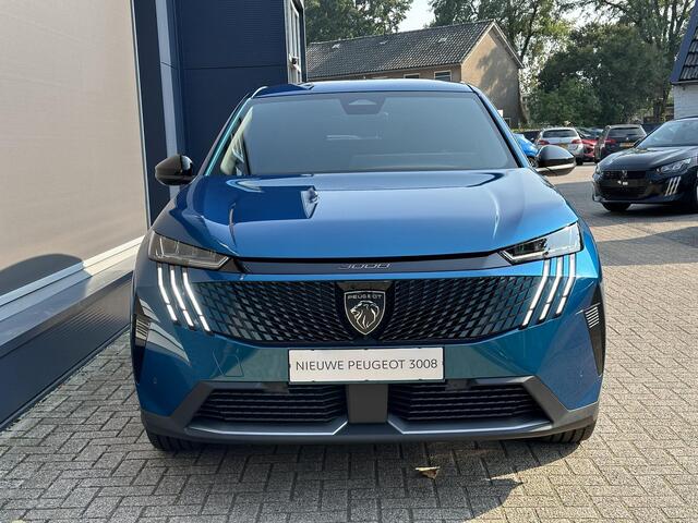 Peugeot 3008 1.2 Hybrid 145 PK Allure | Automaat | Afneembare Trekhaak 1200KG | Bouwjaar 2025 | 360 Graden Camera | AGR Stoelen met verwarming | Panorama Navigatie | Keyless Entry | Stoel & Stuur Verwarming | Dodehoek detectie | Climate Control | LED Verlichting | 19 
