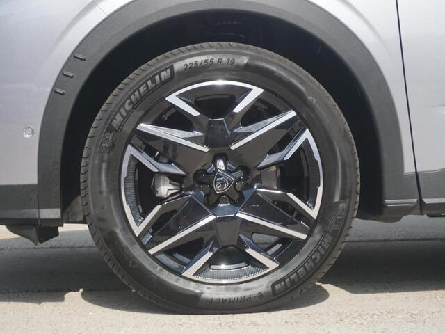 Peugeot 3008 1.2 Hybrid 136 GT