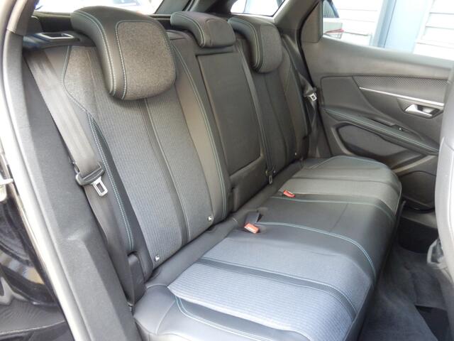 Peugeot 3008 1.6 Hybrid 225pk | Allure Pack Business | 360 Camera |