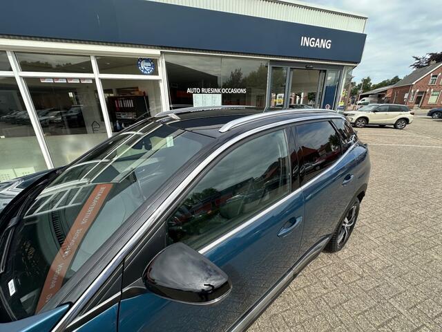Peugeot 3008 1.2 HYBRID 136 GT