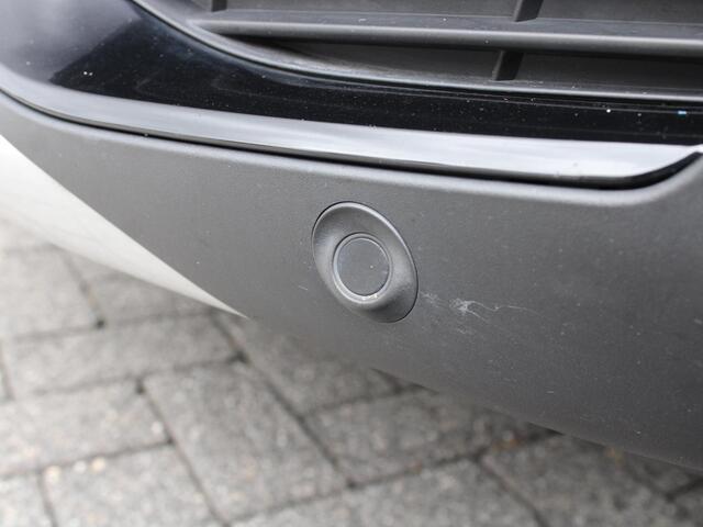 Peugeot 3008 GT Line 1.6 PureTech 180PK EAT8 Automaat Navigatie, Keyless, Achteruitrijcamera, Panoramadak, Elektrische Kofferbak