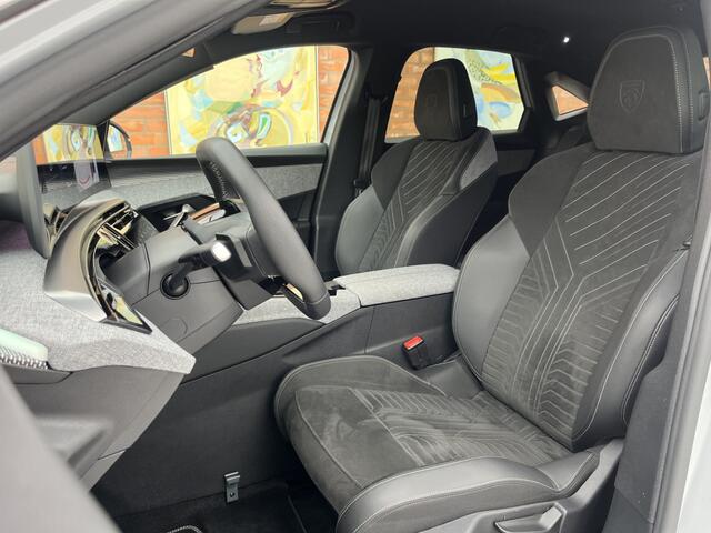 Peugeot 3008 Hybrid 136 GT | 360 Camera | Carplay | Elektrische achterklep |
