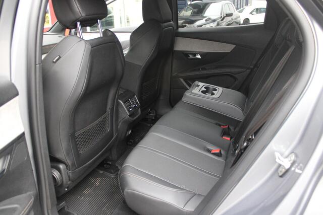 Peugeot 3008 1.2 130PK AUTOMAAT GT PACK BUSINESS | ELEKTRISCH BEDIENBARE ACHTERKLEP | DODEHOEK DETECTIE | STOEL VERWARMING | KEYLESS ENTRY/START | BLACK PACK | CLIMATE CONTROL | APPLE CARPLAY/ANDROID AUTO | FULL LED KOPLAMPEN | ADAPTIVE CRUISE CONTROL | 19" LICHTMETAL