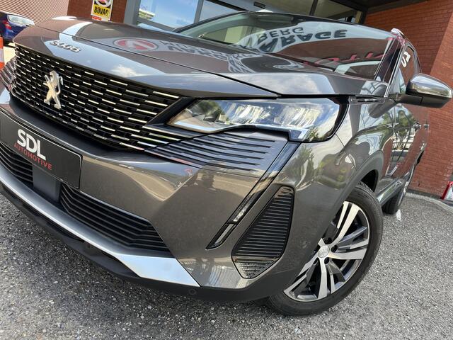 Peugeot 3008 1.6 HYbrid 225 Road Trip // FULL LED // KEYLESS // HALF LEDER // DODEHOEK // CAMERA+SENSOREN // NAVI+CARPLAY //