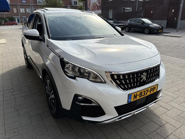 Peugeot 3008 1.2 PureTech Allure DAK/STOELVERWARMING/CARPLAY