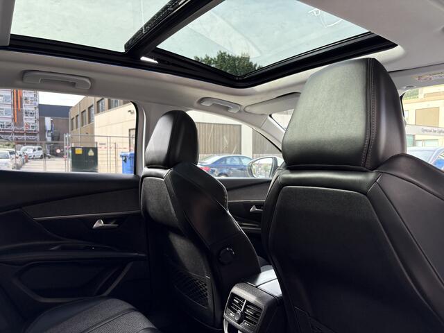 Peugeot 3008 1.2 PureTech Allure DAK/STOELVERWARMING/CARPLAY