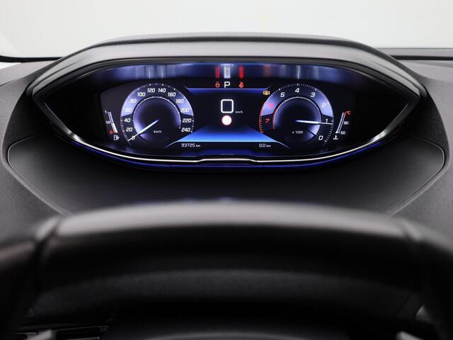 Peugeot 3008 1.2 PureTech 130 PK Automaat Active | NAVI | CARPLAY