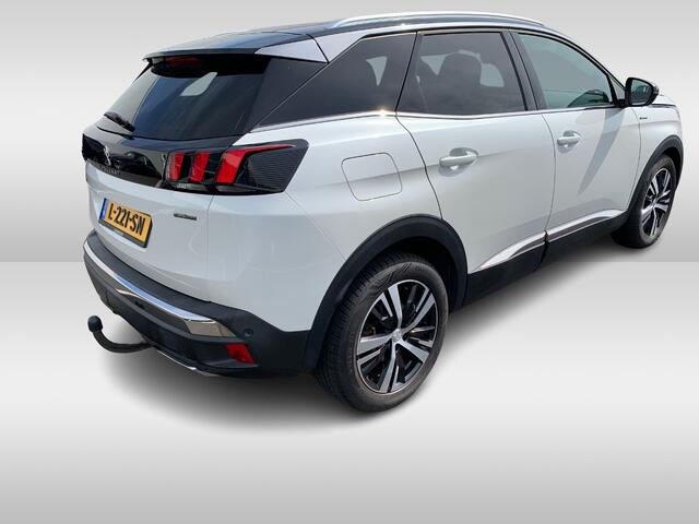 Peugeot 3008 1.6 e-THP GT Line / Trekhaak / Navigatie / Parkeerhulp V+A / 18'' / Half leder / Stoelverwarming / Cruise Control