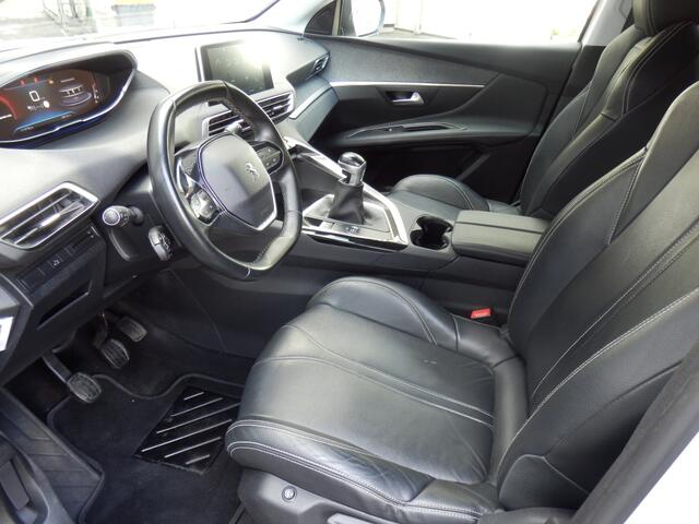 Peugeot 3008 1.2 PureTech BL Prem I 130 pk. I Aut. airco I Trekhaak I