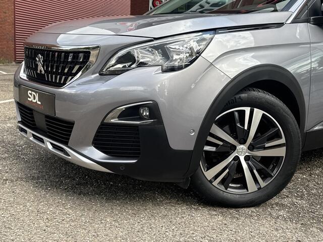 Peugeot 3008 1.2 PureTech Allure // NAVI // CAMERA // CRUISE // APPLE CARPLAY / ANDROID AUTO // PDC //