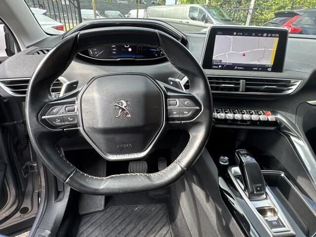 Peugeot 3008 1.2 PureTech Allure // NAVI // CAMERA // CRUISE // APPLE CARPLAY / ANDROID AUTO // PDC //