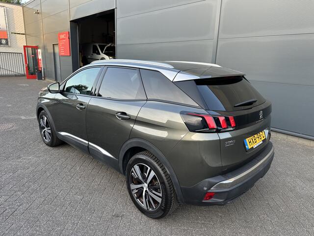 Peugeot 3008 130PK ALLURE (PDC V+A - NAVIGATIE - ADAPTIVE CRUISE - APPLE CARPLAY)