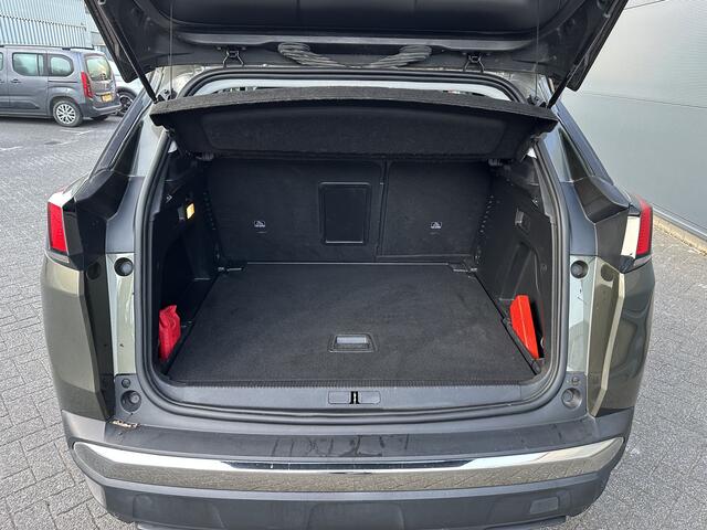 Peugeot 3008 130PK ALLURE (PDC V+A - NAVIGATIE - ADAPTIVE CRUISE - APPLE CARPLAY)