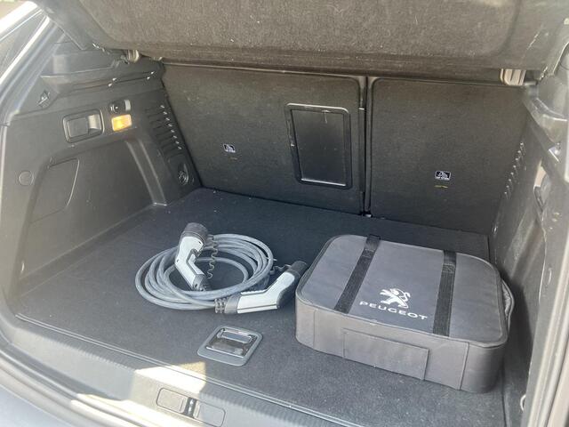 Peugeot 3008 1.6 HYbrid 225 GT Plug-in Hybride | Navi | Camera | Adaptieve Cruisecontrol | 12 mnd BOVAG-garantie