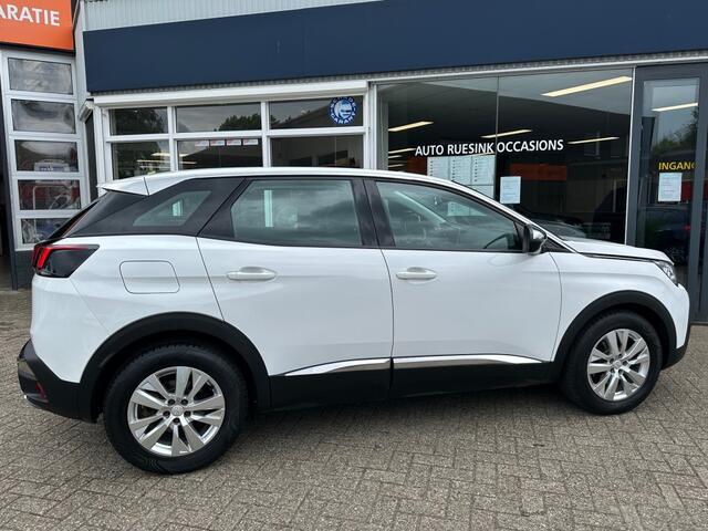 Peugeot 3008 1.2 PURETECH ACTIVE