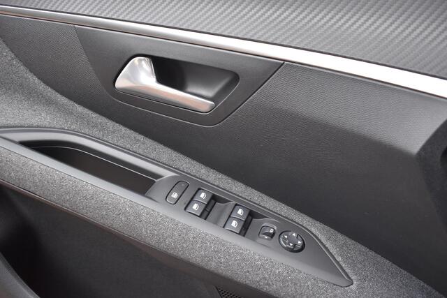 Peugeot 3008 1.2 PureTech 130PK Aut. Blue Lease Premium | Carplay | PDC | Cruise