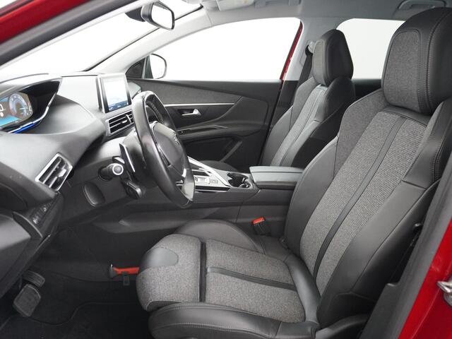 Peugeot 3008 T131PK AUT-8 Elek.Stoel+Memory+Verwarmd Trekhaak Navi Cruise Apple Carplay Android 19" Ecc 360°Camera PDC Elek.Achterklep DAB Connect Blue Premium Led Keyless Lane Departure Privacy Glas Regen-Lichtsensor Draadloze lader Pack City Bluetooth Nieuwprijs ¤39