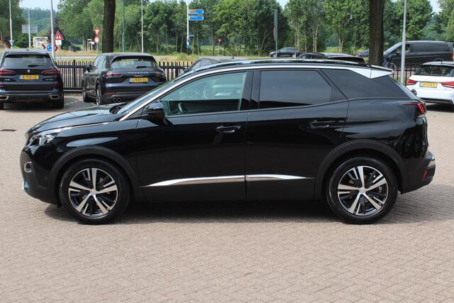 Peugeot 3008 1.6 PureTech GT Line / Trekhaak / Camera / Navigatie / Keyless / 18'' / Stoelverwarming / DAB / Cruise Control