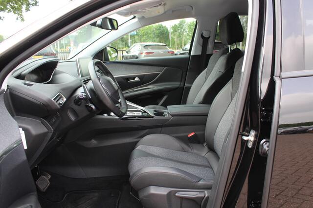 Peugeot 3008 1.6 PureTech GT Line / Trekhaak / Camera / Navigatie / Keyless / 18'' / Stoelverwarming / DAB / Cruise Control