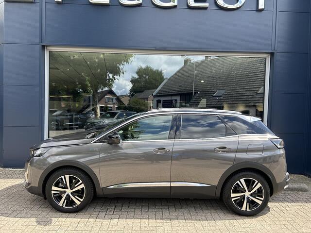 Peugeot 3008 1.6 HYbrid 225 GT | Slechts 13800 KM Gereden | Automaat | Panorama Schuif-/Kanteldak | All Season banden | Afneembare Trekhaak 13 polig 1250KG | Navigatie | Camera | Adaptieve Cruise Control | Hoge Zitpositie | Climate Control | LED Verlichting | Keyless 