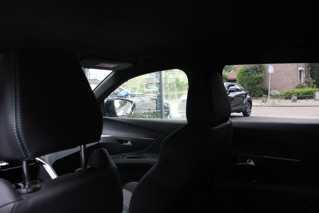 Peugeot 3008 1.2 Hybrid 136 Allure Pack