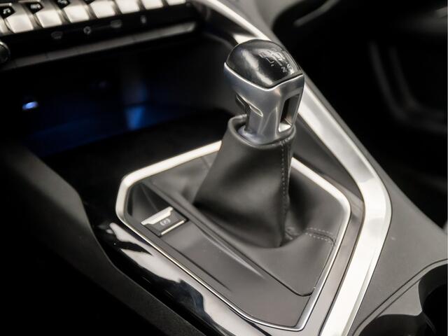Peugeot 3008 1.2 PureTech Sport (APPLE CARPLAY, GROOT NAVI, LEDER, 360 CAMERA, GETINT GLAS, SPORTSTOELEN, TREKHAAK, CRUISE, DAB+, NIEUWE APK, NIEUWSTAAT)