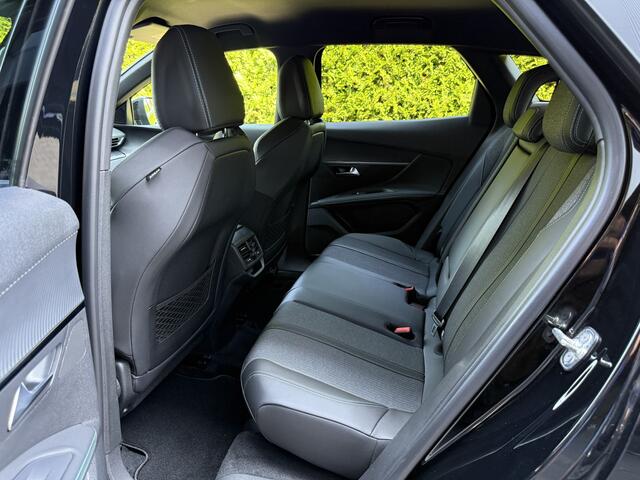Peugeot 3008 1.2 PureTech 130pk Allure Pack Business l ACC l BLIS l CAMERA l ECC l LED l NAVI l 15.000km