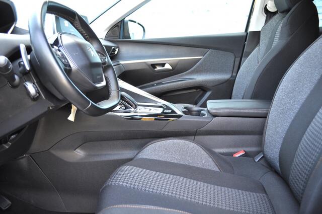 Peugeot 3008 1.2 Active P.Bns Autom. pdc Lmv egtg