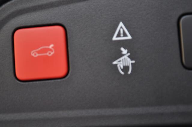 Peugeot 3008 1.2 Allure Aut. schuifd. LED pdc v+a cam inductieladen
