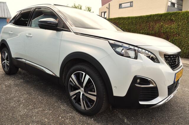 Peugeot 3008 1.2 GT Autom schd. adapcrc. keyless. ind.laden. LED