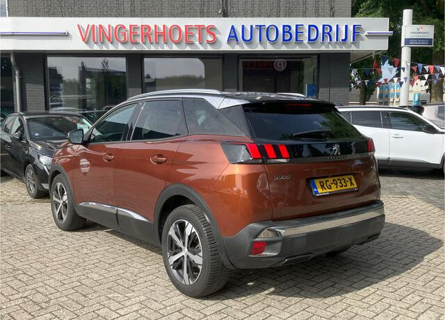 Peugeot 3008 1.2 130pk Allure Automaat **luxe uitvoering-Navigatie-zwart dak**