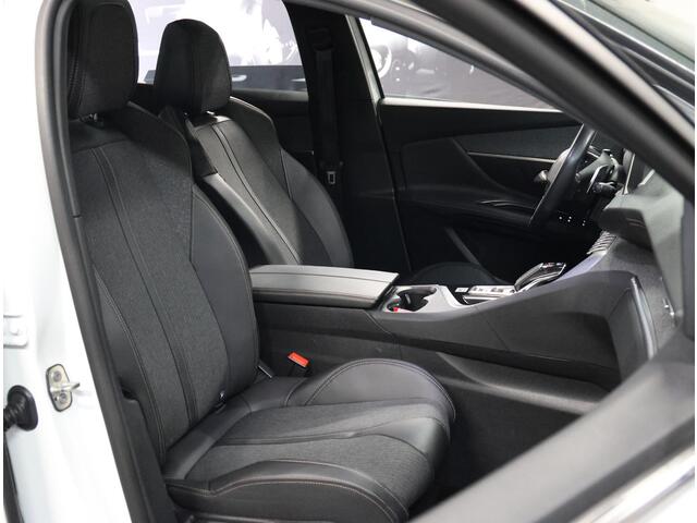 Peugeot 3008 1.6 165PK GT Line | AUTOMAAT | AppleCarPlay/AndroidAuto | Navigatie | Cruise Control | Schuifkanteldak | Keyless Start/Entry | FULL LED | Camera | Virt.Cockpit | Two-tone | Isofix | Privacy Glass |1550KG TREKGEWICHT! |
