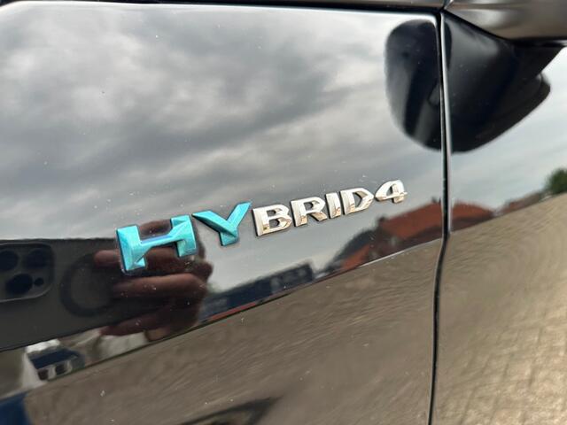 Peugeot 3008 1.6 HYBRID ALLURE TREKHAAK PHEV PLUG-IN