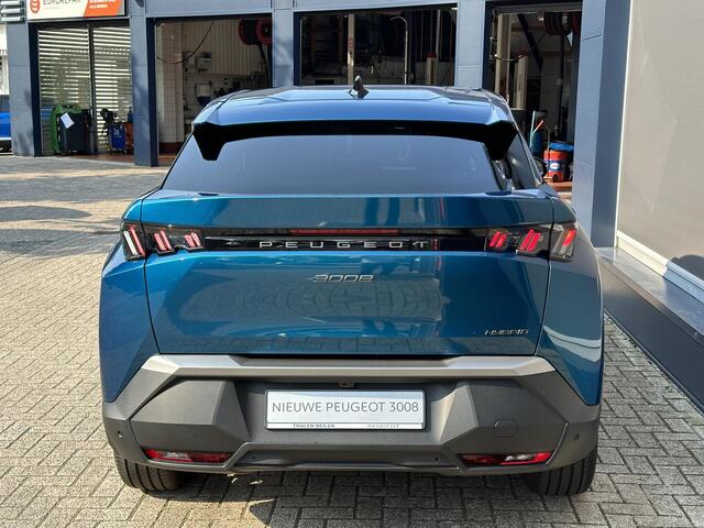 Peugeot 3008 1.2 Hybrid 145 PK Allure | Automaat | Afneembare Trekhaak 1200KG | Bouwjaar 2025 | 360 Graden Camera | AGR Stoelen met verwarming | Panorama Navigatie | Keyless Entry | Stoel & Stuur Verwarming | Dodehoek detectie | Climate Control | LED Verlichting | 19