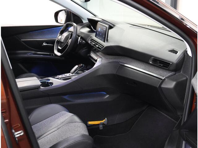 Peugeot 3008 1.6 165PK Blue Lease Premium | AppleCarPlay/AndroidAuto | Navigatie | Cruise Control | Keyless | LED | Camera | Virt.Cockpit | Trekhaak | Elektrische Klep | Isofix | Privacy Glass | Parkeersensoren | 1550 KG TREKGEWICHT! |
