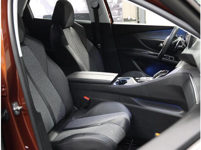 Peugeot 3008 1.6 165PK Blue Lease Premium | AppleCarPlay/AndroidAuto | Navigatie | Cruise Control | Keyless | LED | Camera | Virt.Cockpit | Trekhaak | Elektrische Klep | Isofix | Privacy Glass | Parkeersensoren | 1550 KG TREKGEWICHT! |