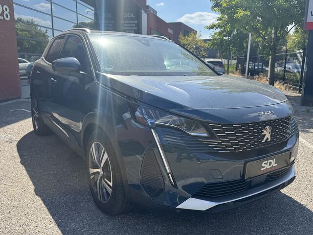 Peugeot 3008 1.6 HYbrid 225 Road Trip // NAVI // TREKHAAK // DODENHOEK // CLIMA // CRUISE //