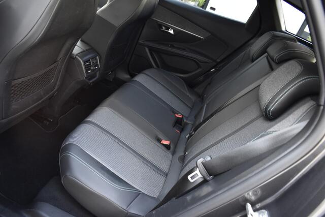 Peugeot 3008 1.2 Allure Pack Business 1ste Eigenaar Carplay - Trekhaak - Cruise - NAP