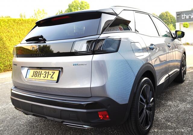 Peugeot 3008 1.6 HY4wd 300 GT blackpack Schd. focal adapcrc. leer