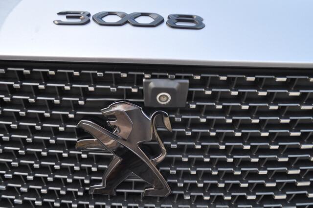 Peugeot 3008 1.6 HY4wd 300 GT blackpack Schd. focal adapcrc. leer