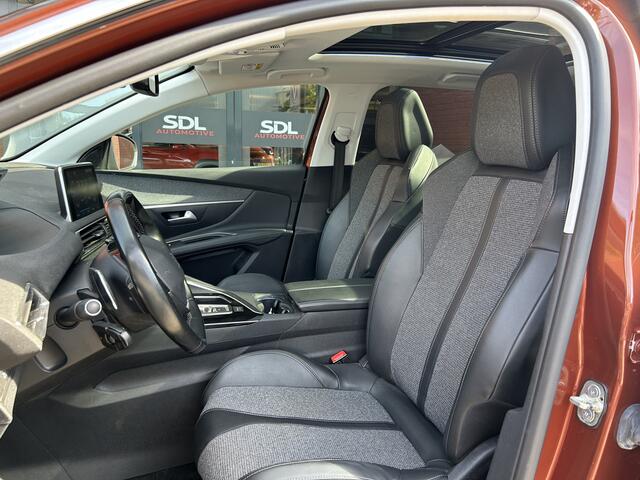 Peugeot 3008 1.2 PureTech Allure // NAVI + CARPLAY // PDC V+A // PANO/SCHUIFKANTELDAK // CAMERA // TREKHAAK!!