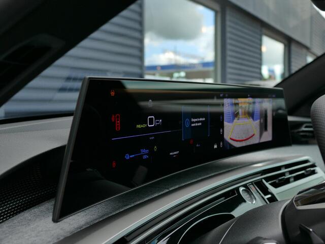 Peugeot 3008 e-3008 GT Avantage 210 73 kWh | Uit voorraad leverbaar! | Drive Assist & ACC | 360° Camera | Memory | Keyless | Matrix LED | Stoel- en stuurverwarming