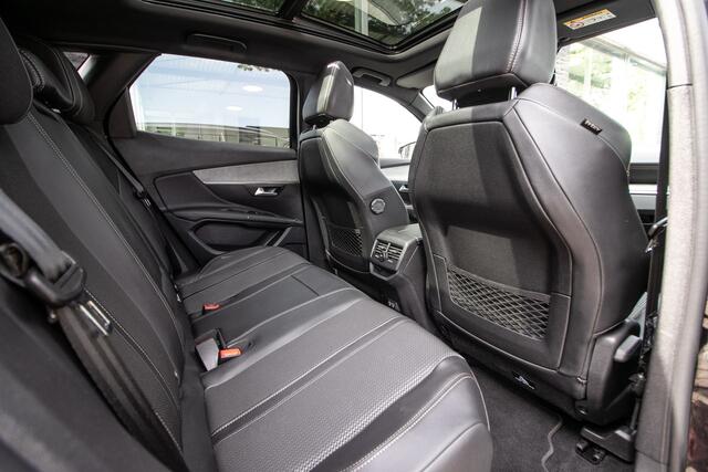 Peugeot 3008 1.6 HYbrid 225 GT All-in rijklrprs | Dealer ond. | 1e eig. | Panodak