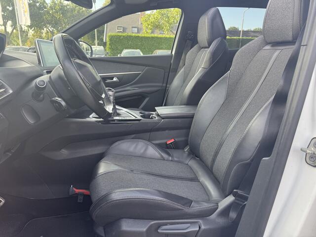 Peugeot 3008 1.2 PureTech GT Line / Panoramadak / Camera / Half leder / 19'' / Navigatie / Elektr. achterklep / Getint glas / Cruise Control