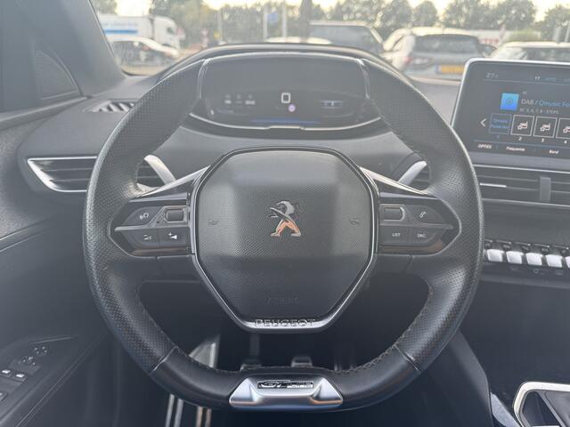 Peugeot 3008 1.2 PureTech GT Line / Panoramadak / Camera / Half leder / 19'' / Navigatie / Elektr. achterklep / Getint glas / Cruise Control