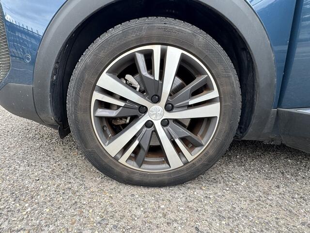 Peugeot 3008 1.6 HYbrid 225 Allure // NAVI // CLIMA // CRUISE // STOELVERWARMING // DAB RADIO //